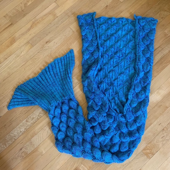 ⚡️ Flash Sale Blue Knit Mermaid Blanket - Picture 3 of 3